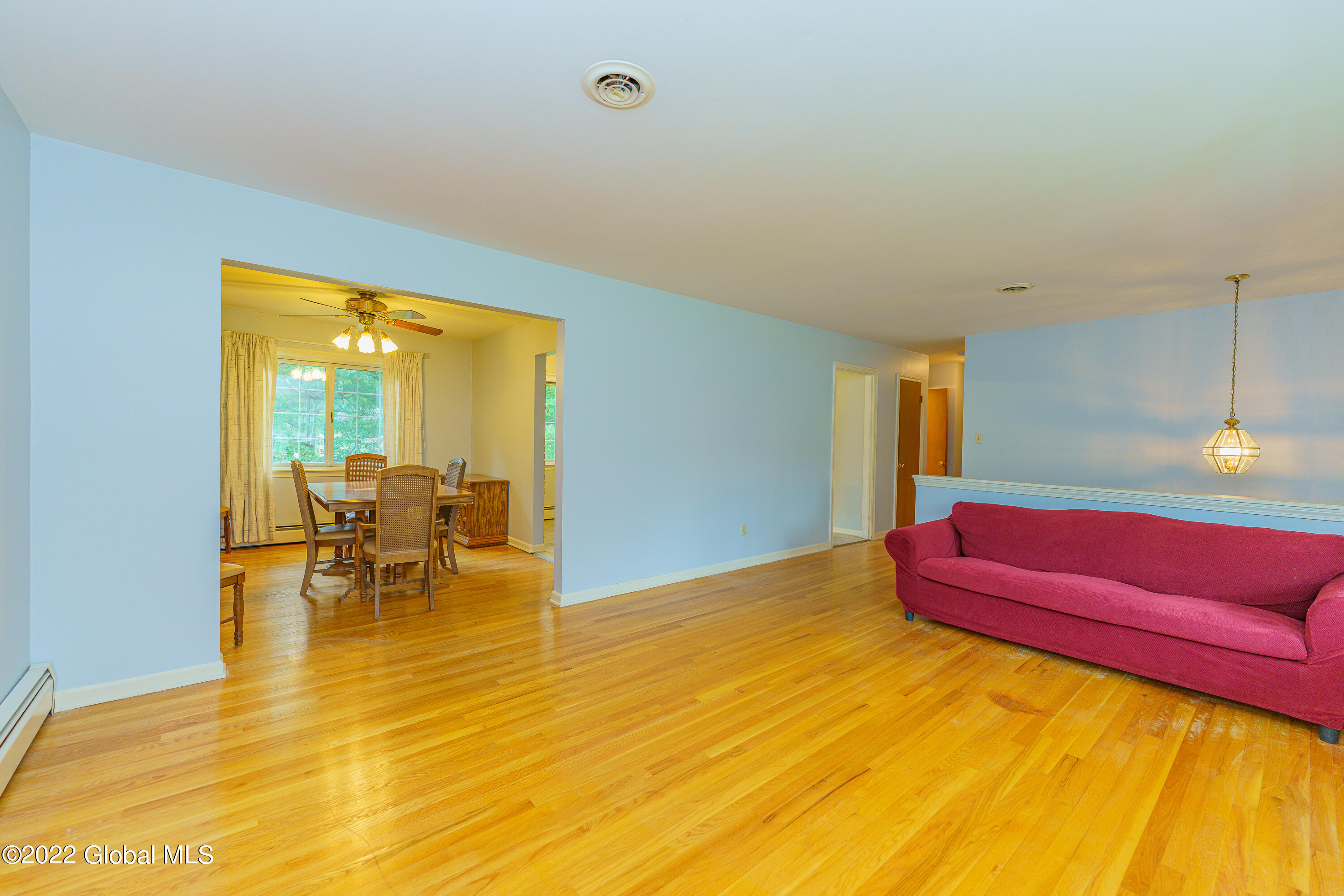 3166 Lone Pine Road Schenectady, NY 12303 - Photo 8 of 28 2 Livingroom 4