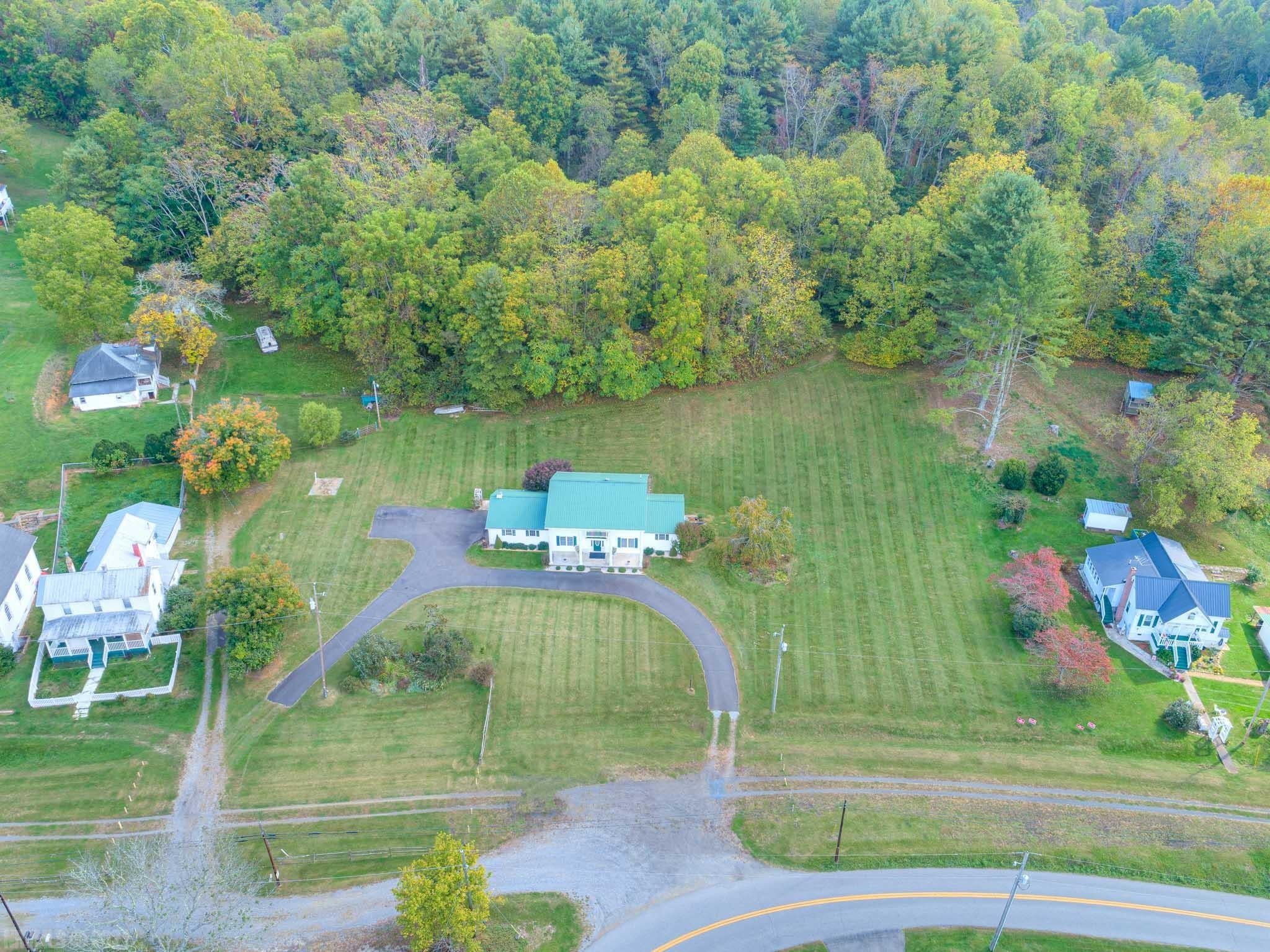 1544 Allisonia Road Hiwassee, VA 24347 - Photo 53 of 66 Gallery Image 53