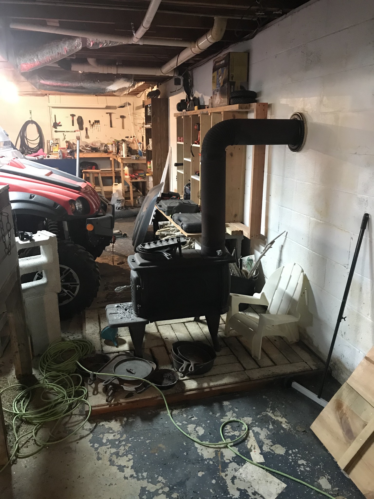 334 Little Salt Lick Road Carthage, TN 37030 - Photo 24 of 25 a room with gym equipment