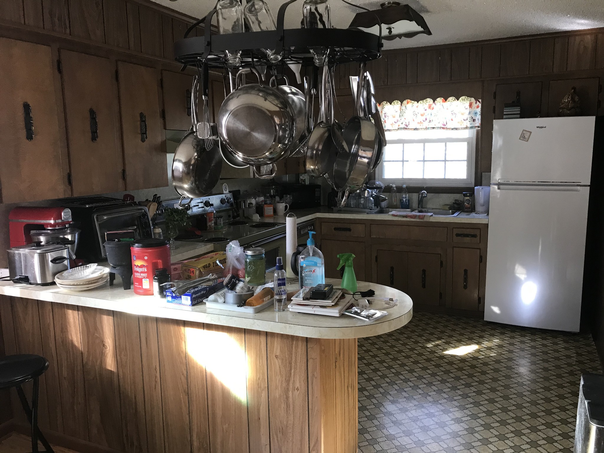 334 Little Salt Lick Road Carthage, TN 37030 - Photo 10 of 25 a kitchen with a table chairs and a wooden floor