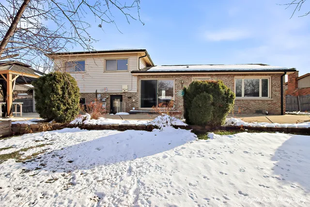 $525,000 | 818 Rumple Lane, Addison, IL 60101