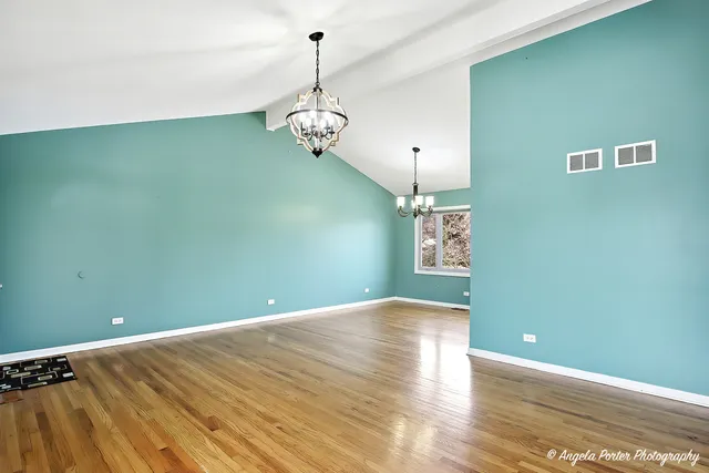 $525,000 | 818 Rumple Lane, Addison, IL 60101