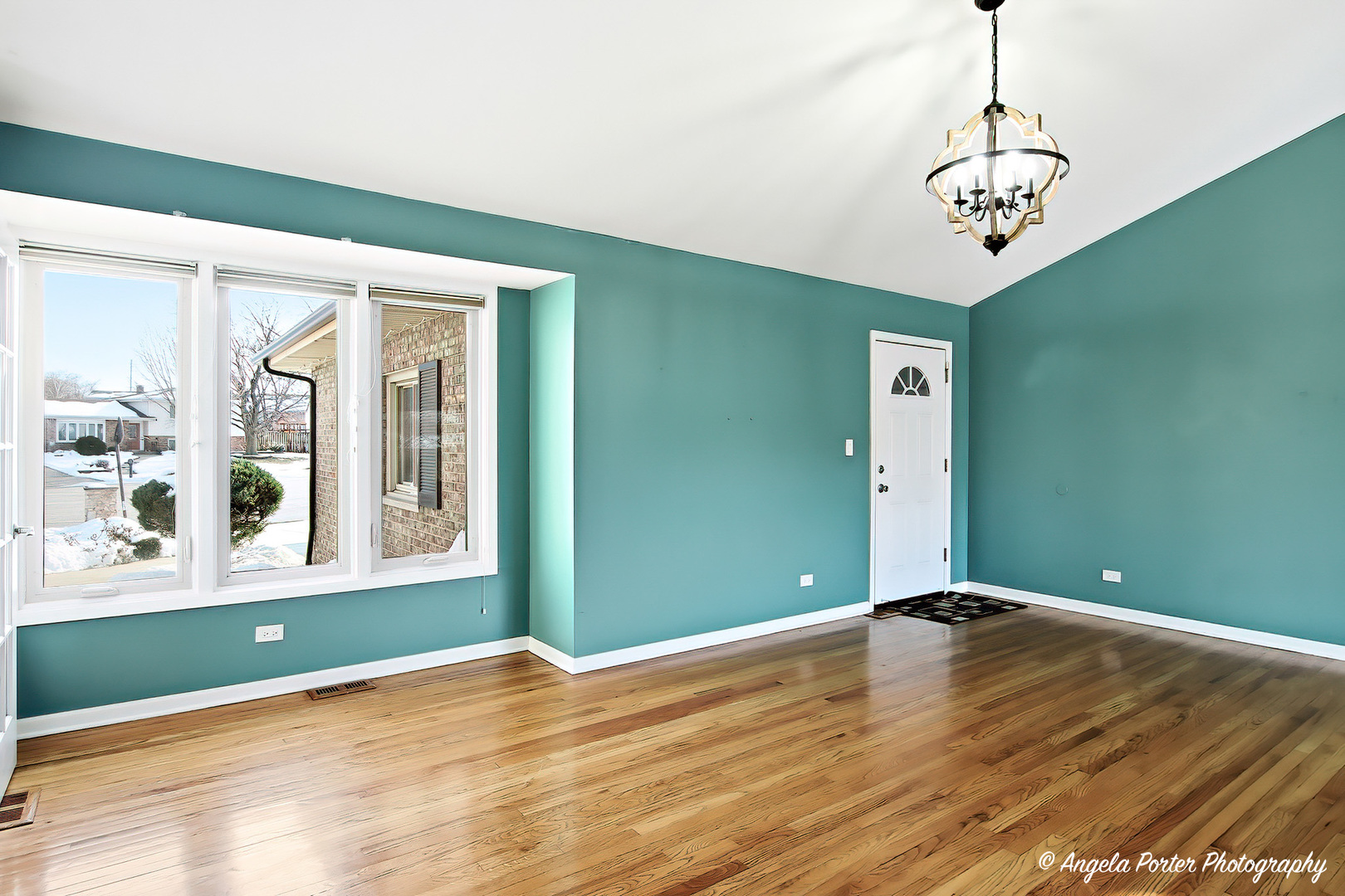 818 Rumple Lane Addison, IL 60101 - Photo 7 of 37