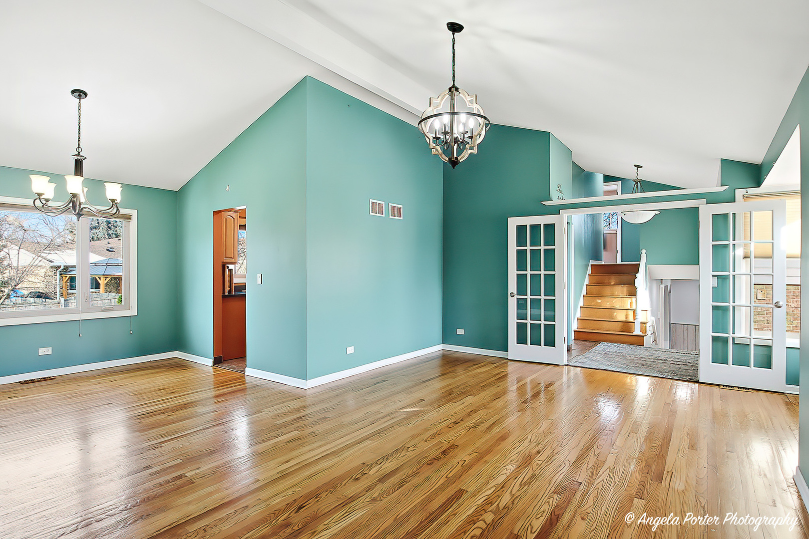 818 Rumple Lane Addison, IL 60101 - Photo 9 of 37