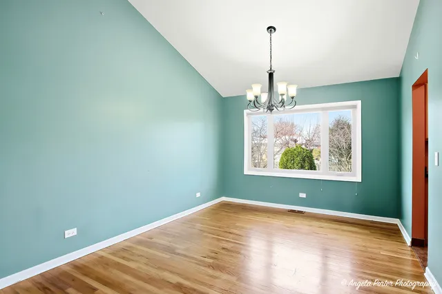 $525,000 | 818 Rumple Lane, Addison, IL 60101