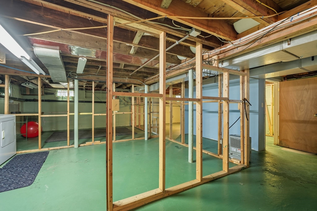 116 Hartwick Street Springfield, MA 01108 - Photo 27 of 38 a view of a backyard with table and porch