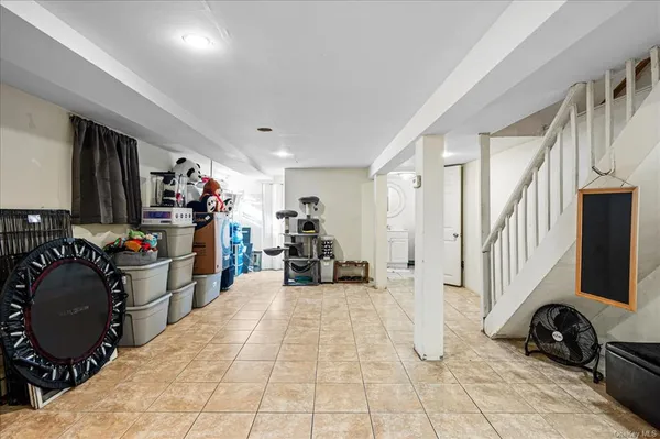 a view of a storage & utility room