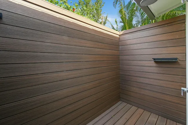 $5,550,000 | 170 Beacon Lane, Jupiter Inlet Colony, FL 33469