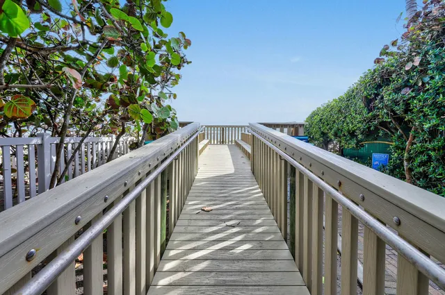 $5,550,000 | 170 Beacon Lane, Jupiter Inlet Colony, FL 33469