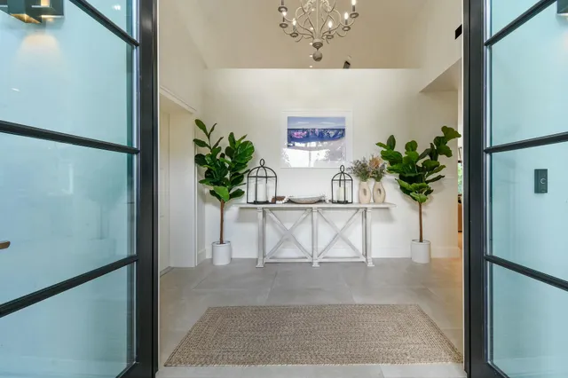 $5,550,000 | 170 Beacon Lane, Jupiter Inlet Colony, FL 33469