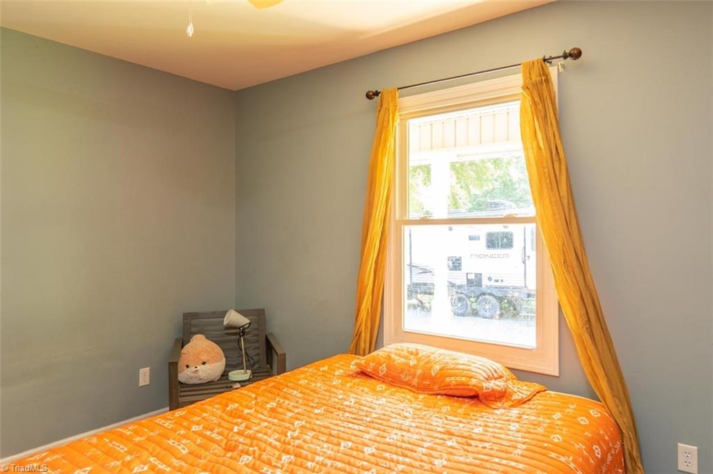 4990 Ridge Road Seagrove, NC 27341 - Photo 10 of 33 Gallery Image 10