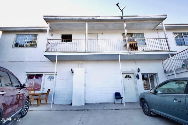 $200,000 | 109 5th Street Southeast, Fabens, TX 79838