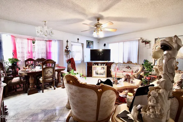 $200,000 | 109 5th Street Southeast, Fabens, TX 79838