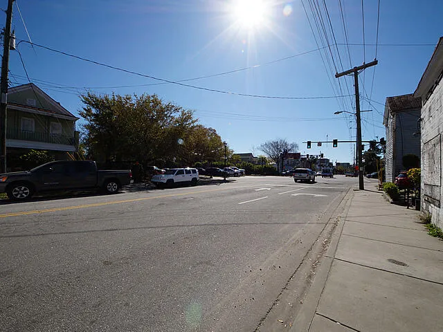 $200,000 | 165 President Street, Charleston, SC 29403