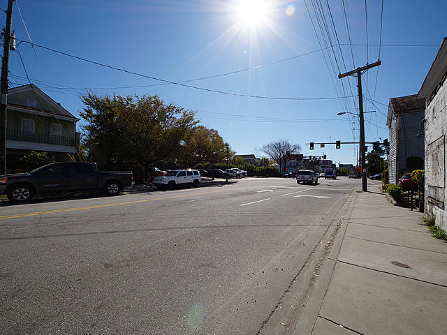 165 President Street Charleston, SC 29403 - Photo 6 of 9 08
