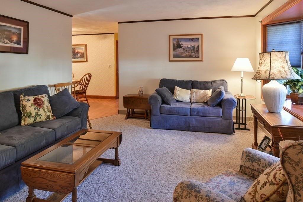 13 James Road Ipswich, MA 01938 - Photo 5 of 24 Gallery Image 5