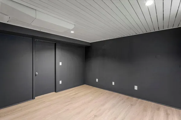 $235,000 | 2043 Montreal Avenue, St. Paul, MN 55116