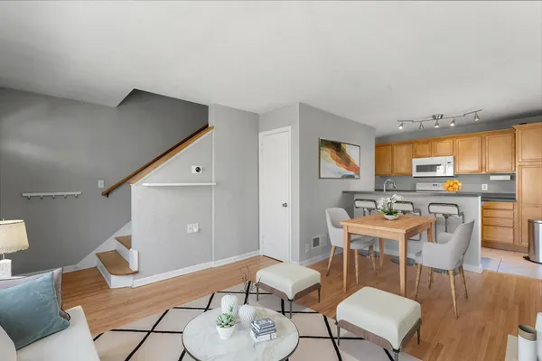 $235,000 | 2043 Montreal Avenue, St. Paul, MN 55116