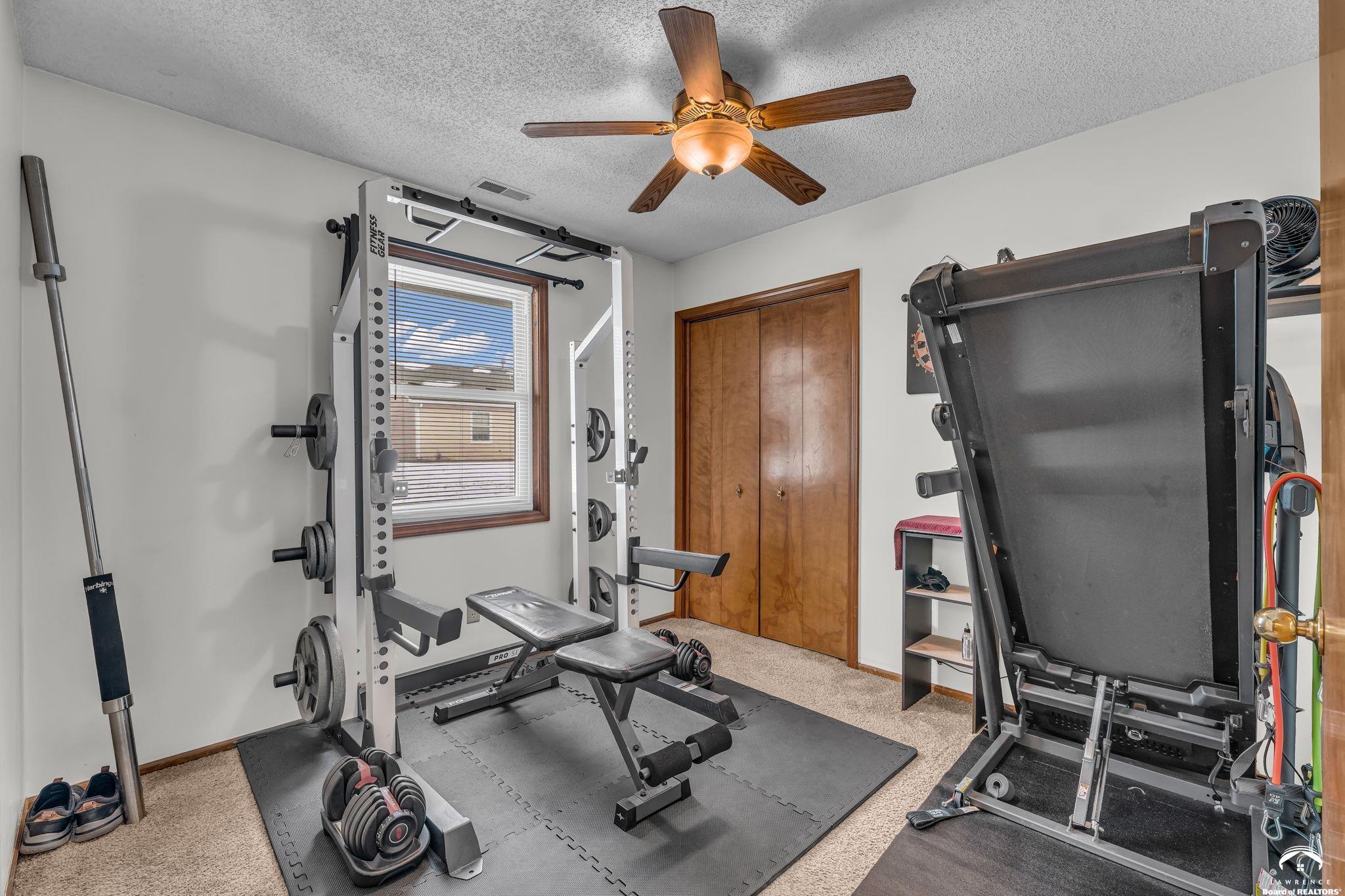 3808 Pinnacle Circle Lawrence, KS 66049 - Photo 18 of 27