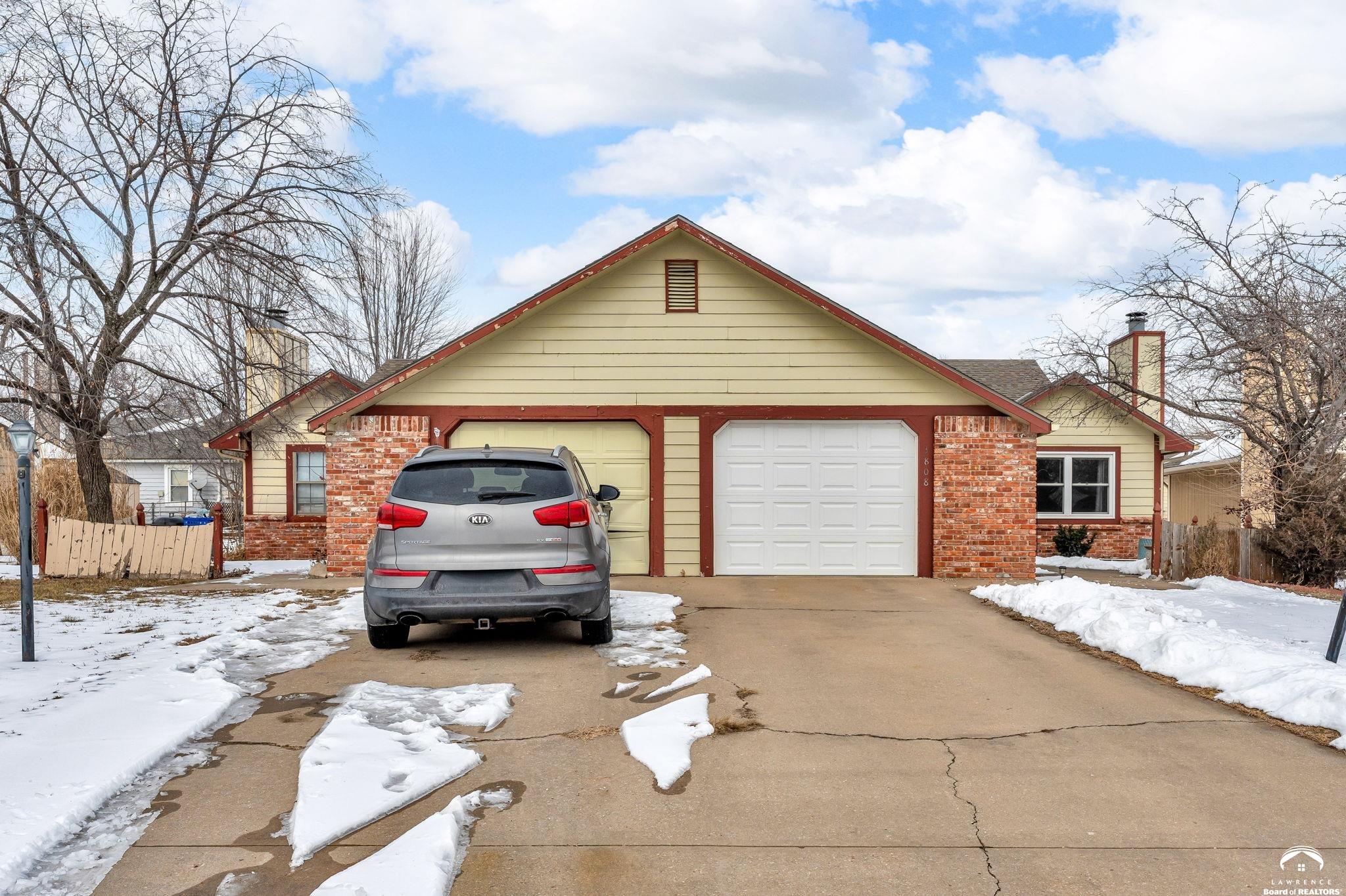 3808 Pinnacle Circle Lawrence, KS 66049 - Photo 24 of 27