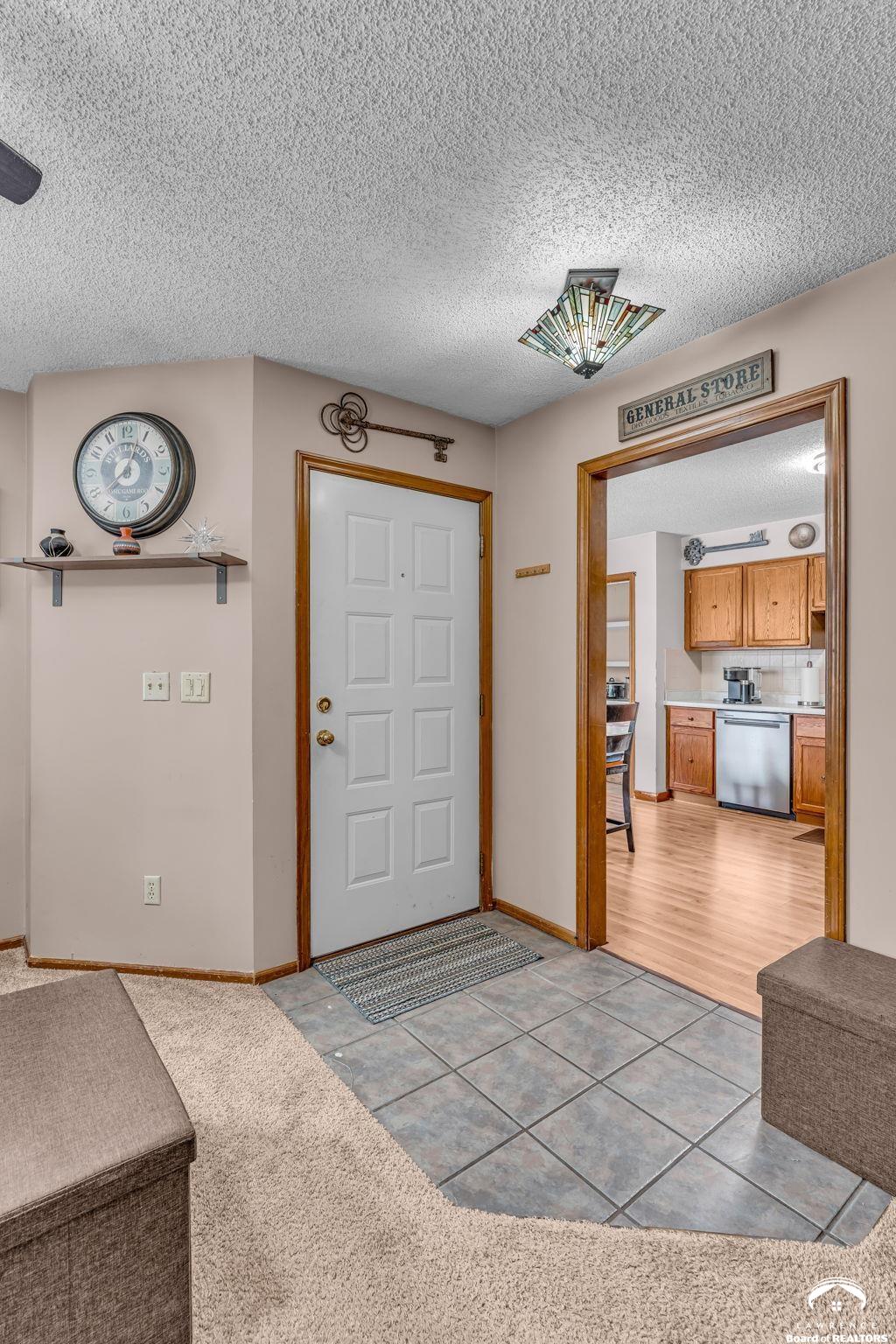 3808 Pinnacle Circle Lawrence, KS 66049 - Photo 6 of 27