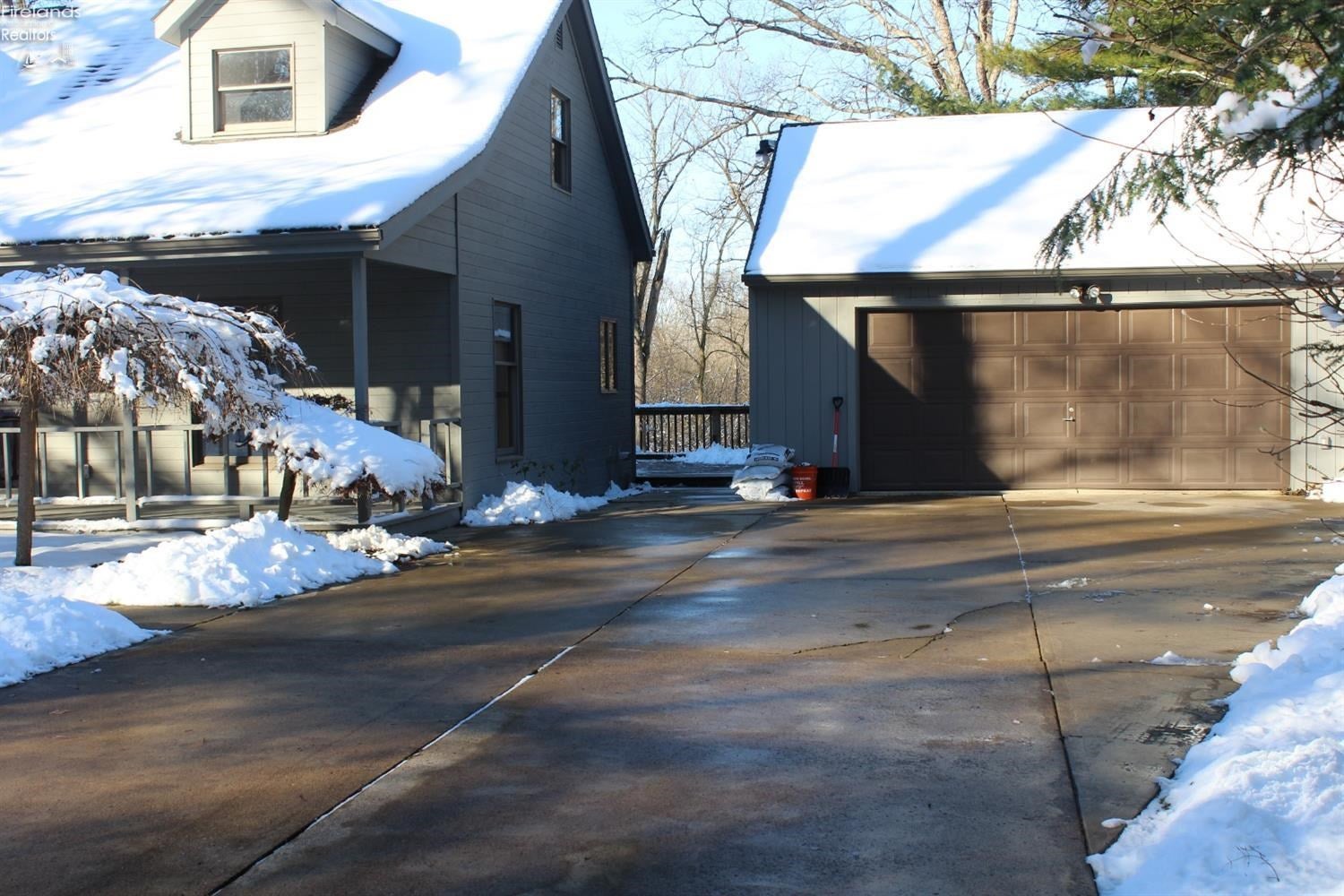 3001 Scheid Road Huron, OH 44839 - Photo 3 of 37 Gallery Image 3