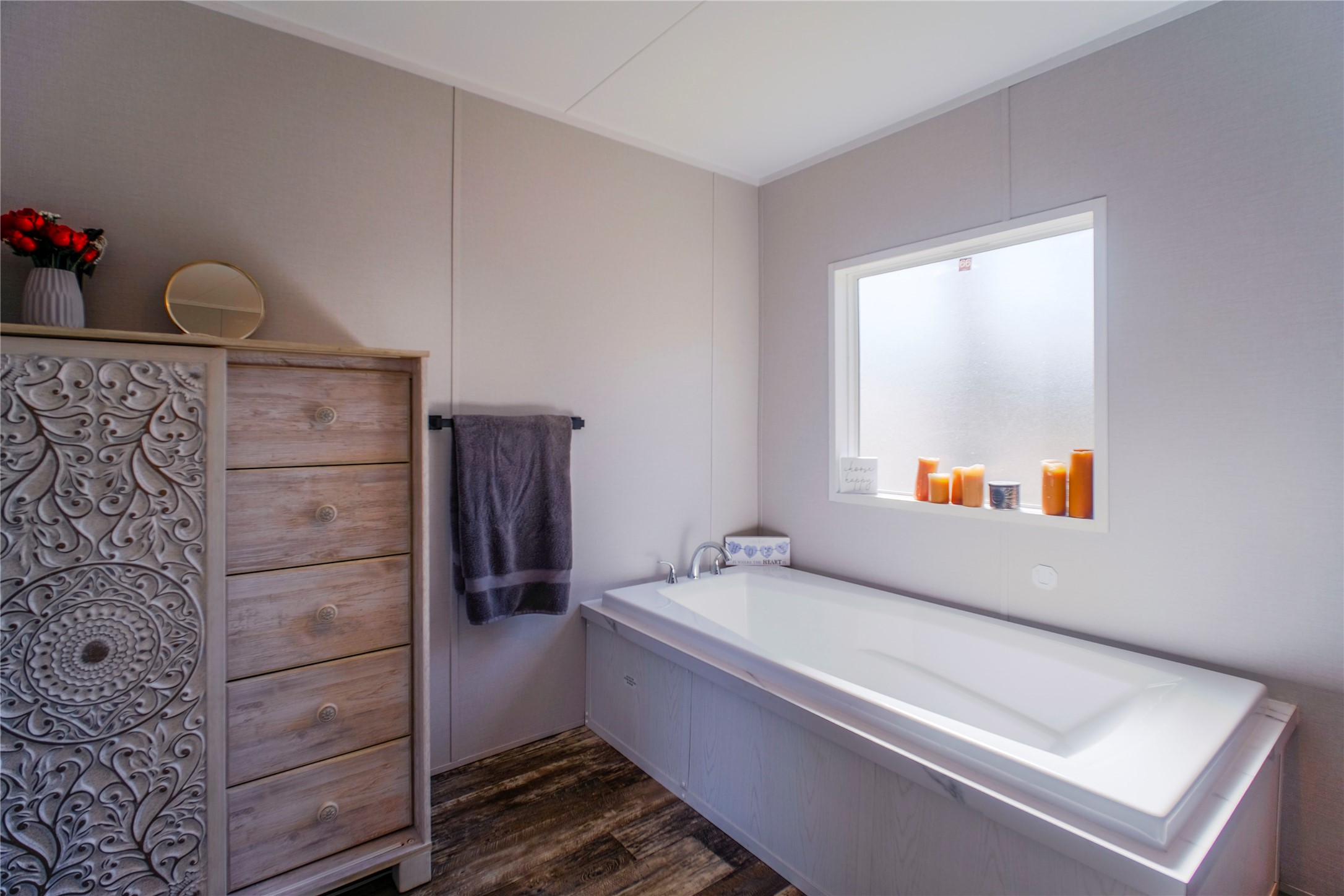 5402 Five Oaks Drive Spring, TX 77389 - Photo 11 of 20 a bathroom with a bathtub and a sink