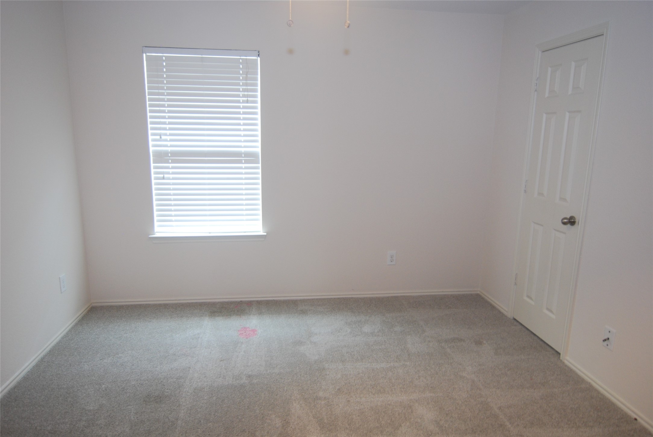 2834 Lockeridge Pines Drive Spring, TX 77386 - Photo 14 of 20 Secondary bedroom with ceiling fan