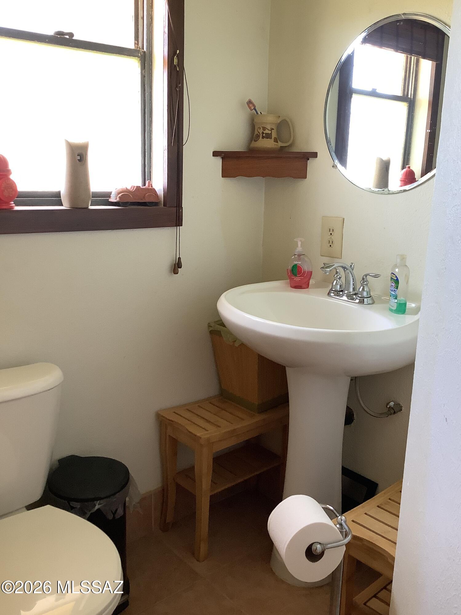 502 3rd Street Bowie, AZ 85605 - Photo 26 of 46 PRIMARY BATHROOM WITH SHOWER