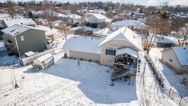 $379,900 | 832 Balsam Court Northeast, Pine Island, MN 55963