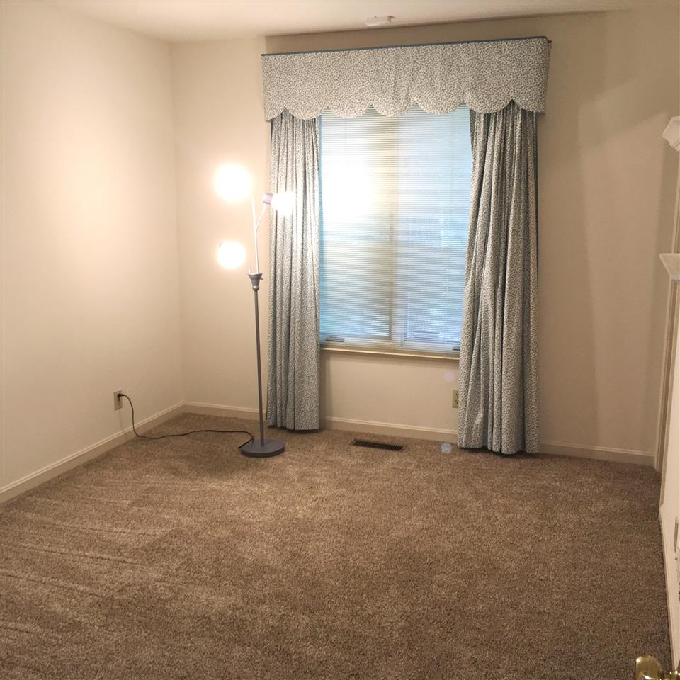 1330 Timberlake Road Evansville, IN 47710 - Photo 19 of 27 Gallery Image 19