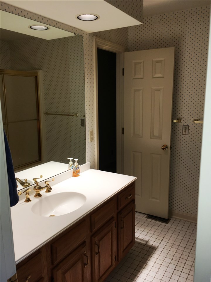 1330 Timberlake Road Evansville, IN 47710 - Photo 22 of 27 Gallery Image 22