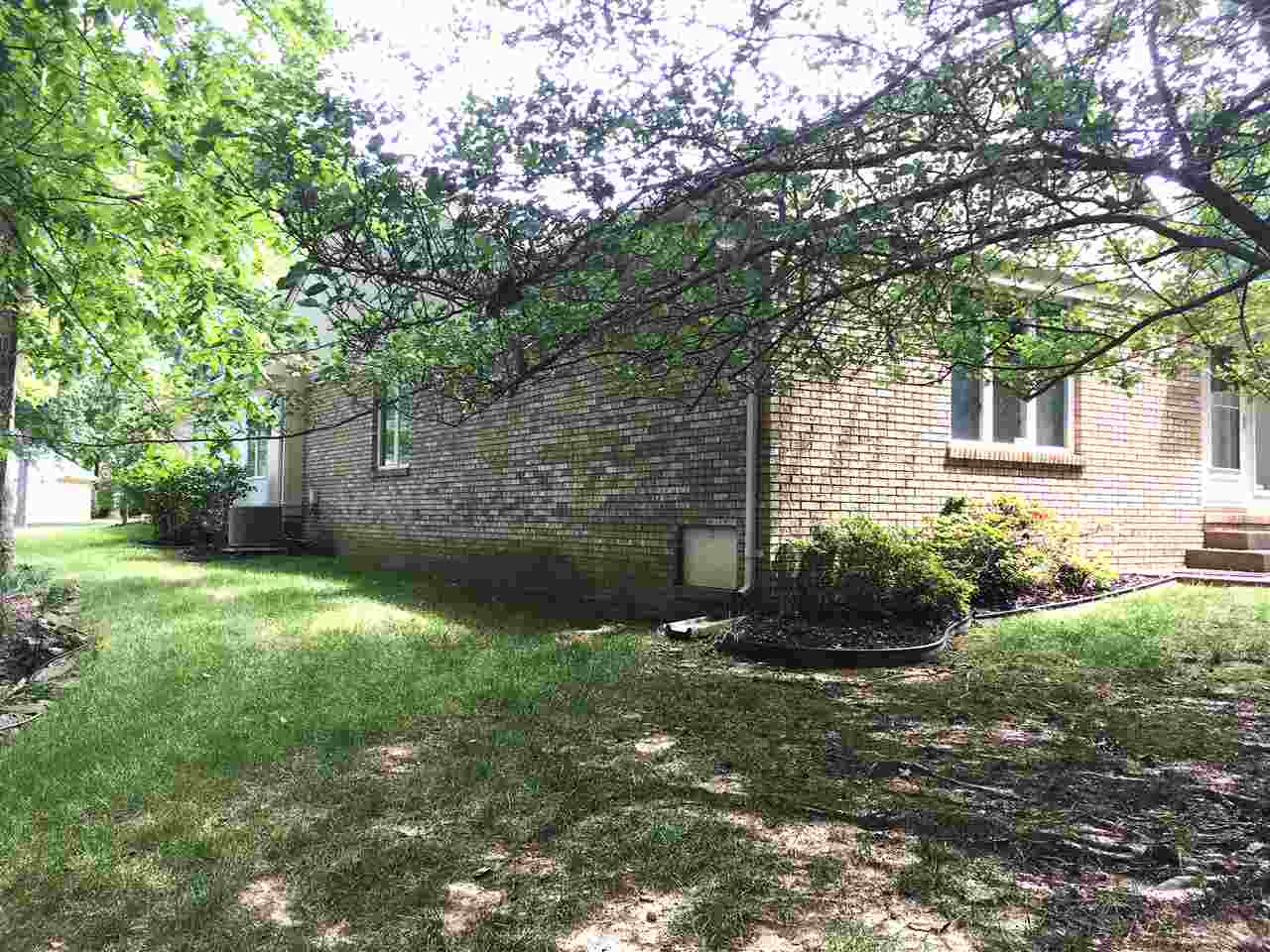 1330 Timberlake Road Evansville, IN 47710 - Photo 23 of 27 Gallery Image 23
