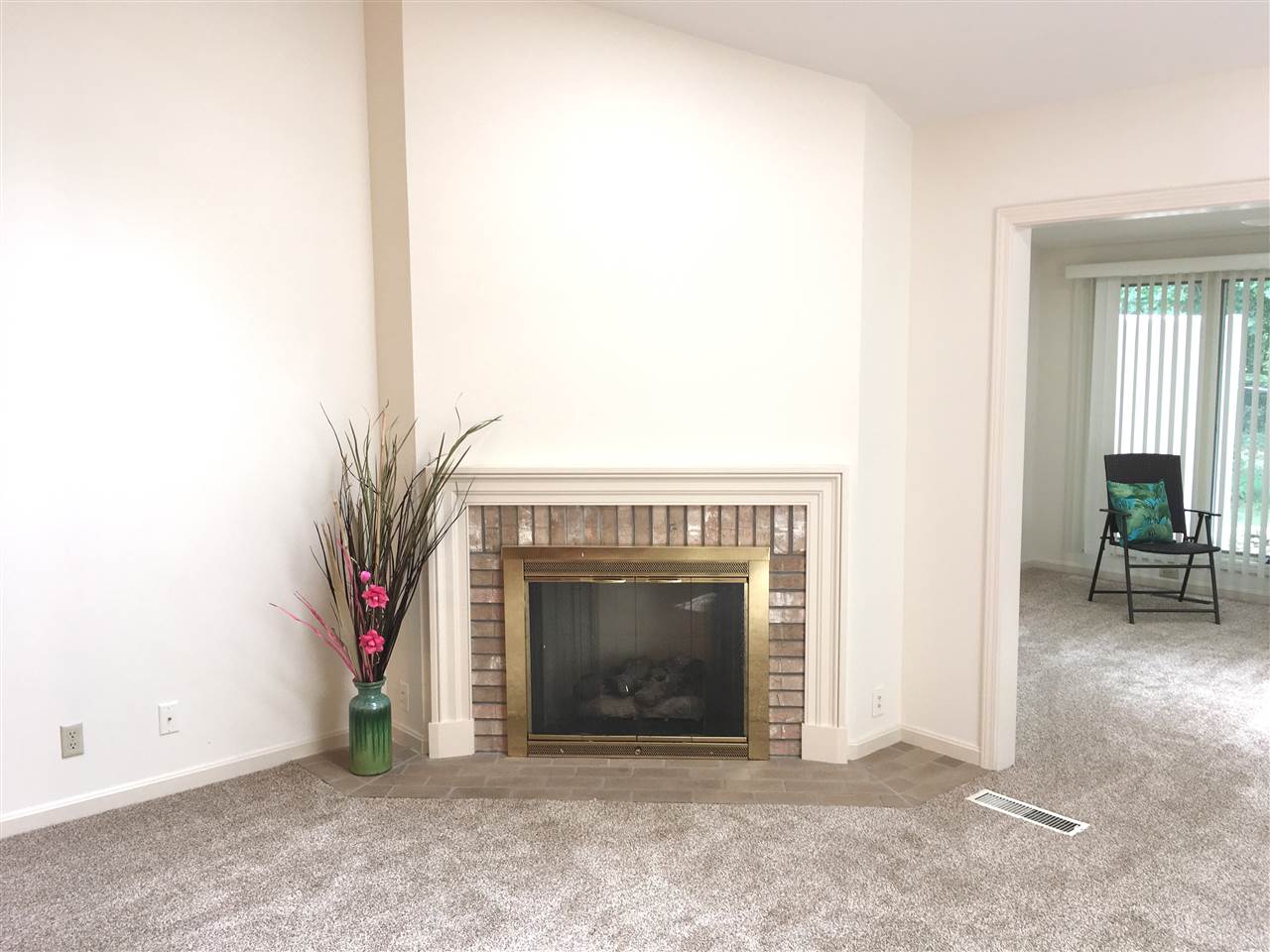 1330 Timberlake Road Evansville, IN 47710 - Photo 9 of 27 Gallery Image 9
