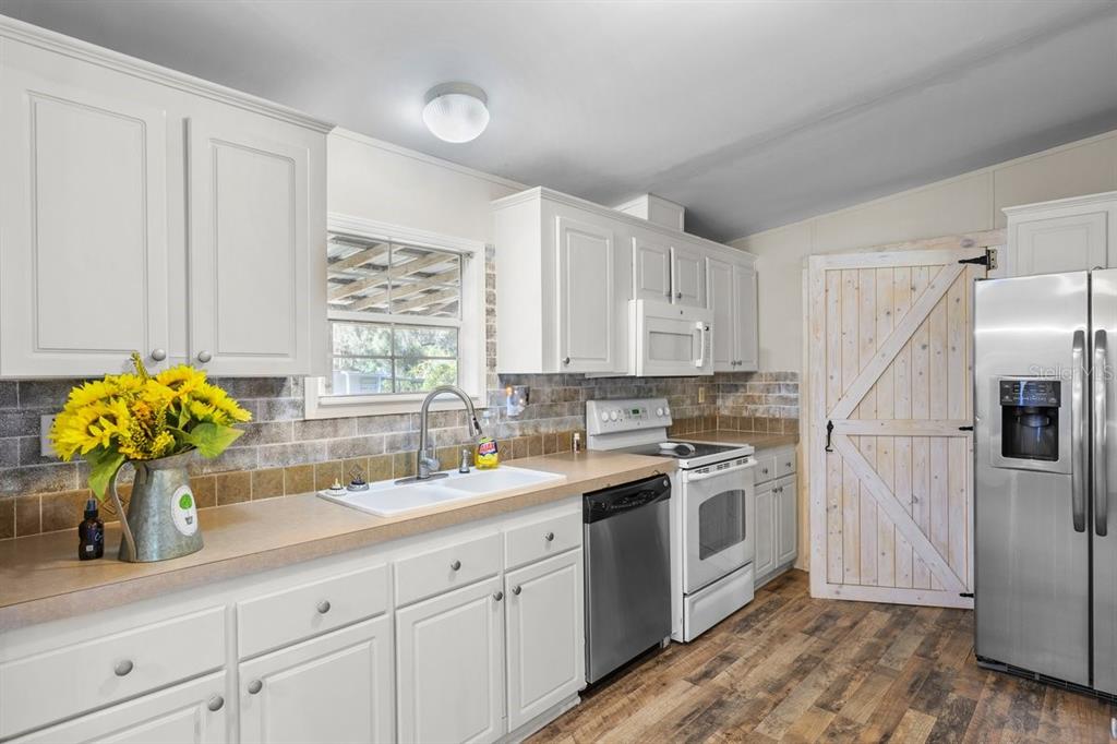 218 Northeast 132nd Terrace Gainesville, FL 32641 - Photo 18 of 40