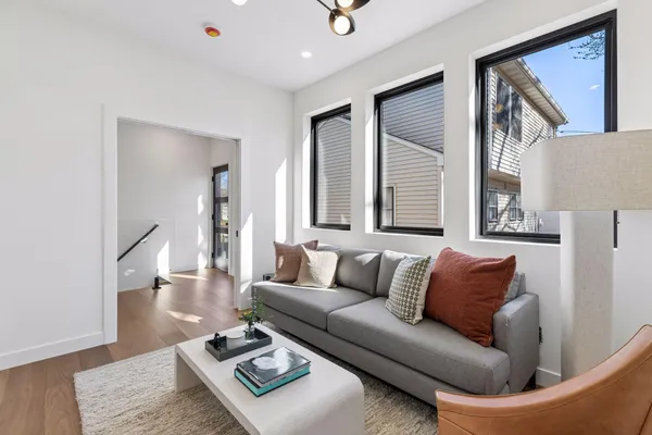 $1,498,000 | 5900 Abbott Avenue South, Edina, MN 55410