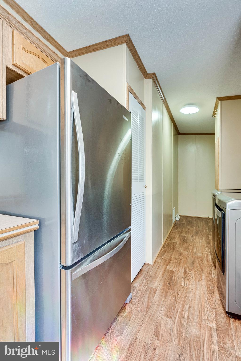 14514 Lanica Circle Chantilly, VA 20151 - Photo 13 of 37 Stainless steel appliances