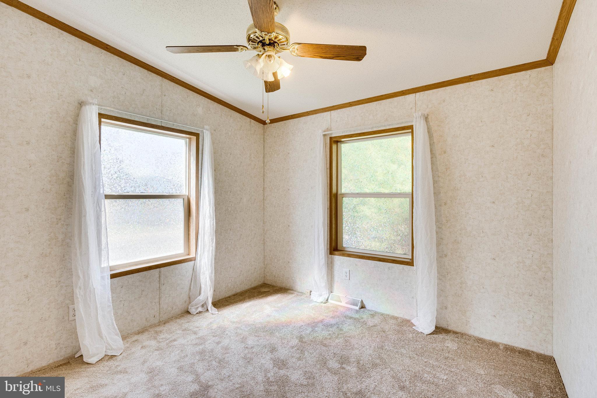 14514 Lanica Circle Chantilly, VA 20151 - Photo 25 of 37 Bedroom 3