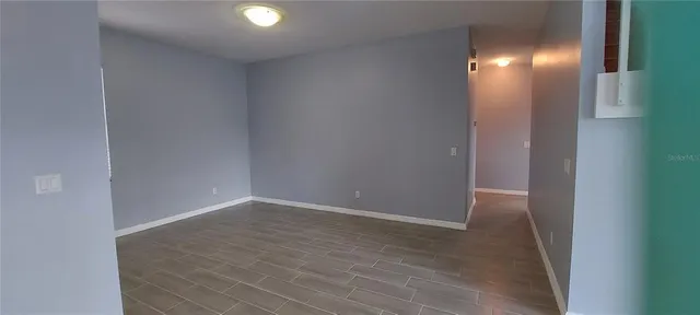 a view of empty room with window