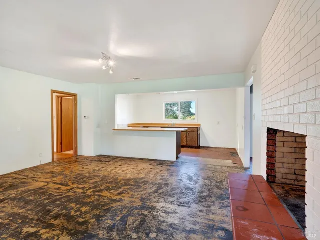 $725,000 | 221 Hayman Court, Santa Rosa, CA 95409