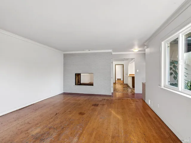 $725,000 | 221 Hayman Court, Santa Rosa, CA 95409