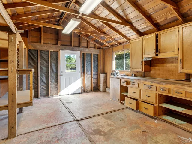 $725,000 | 221 Hayman Court, Santa Rosa, CA 95409