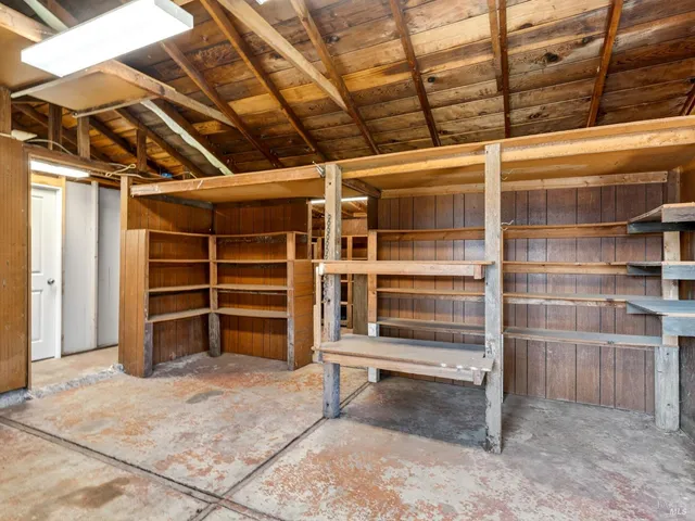 $725,000 | 221 Hayman Court, Santa Rosa, CA 95409