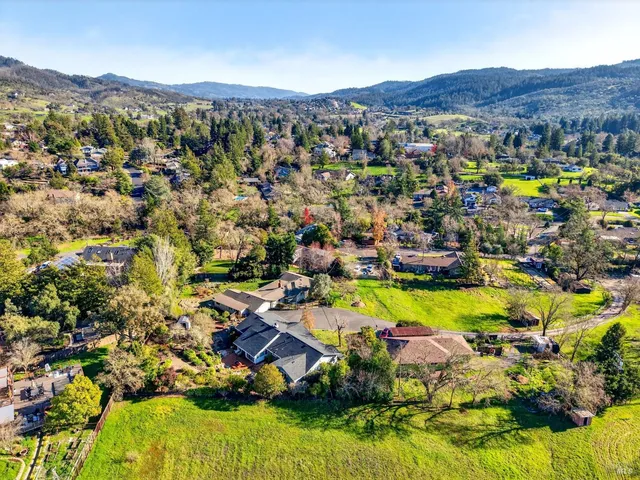 $725,000 | 221 Hayman Court, Santa Rosa, CA 95409