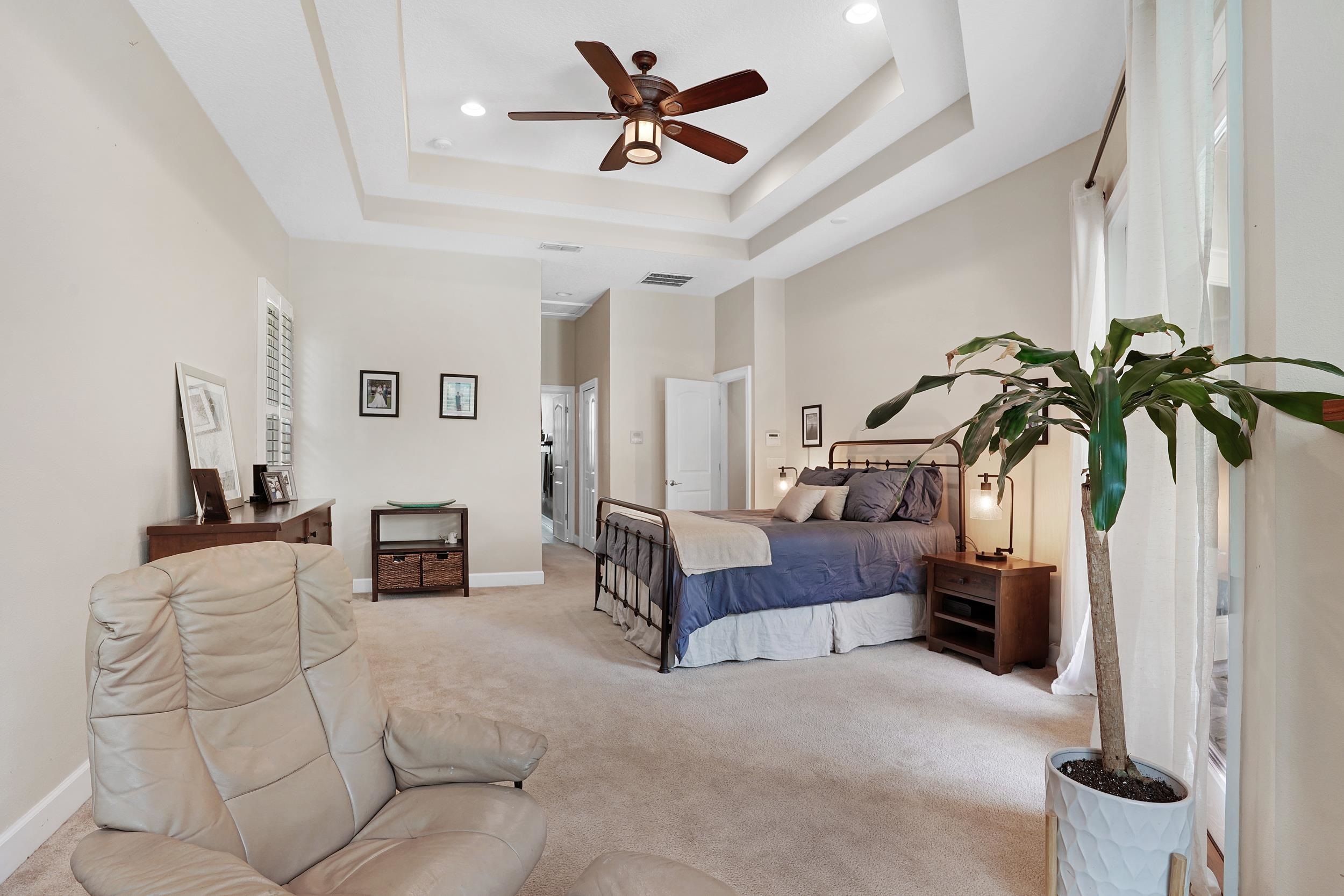 1308 Acorn Ridge Court St. Augustine, FL 32092 - Photo 20 of 47 a living room with furniture