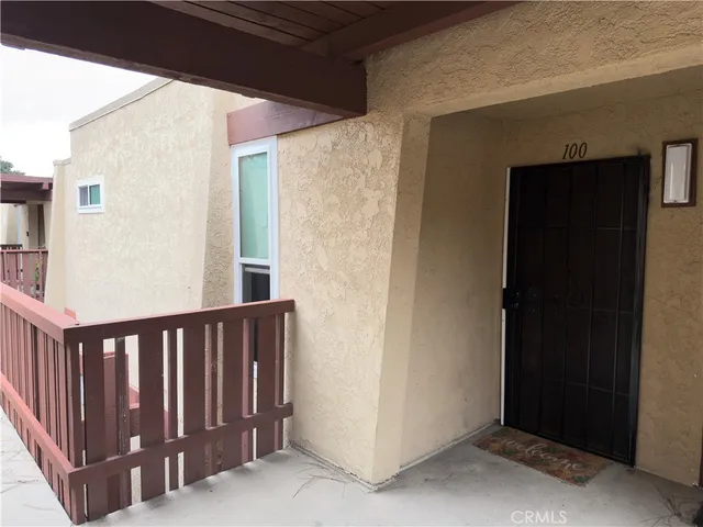 $410,000 | 1000 West MacArthur Boulevard, Unit 100, Santa Ana, CA 92707