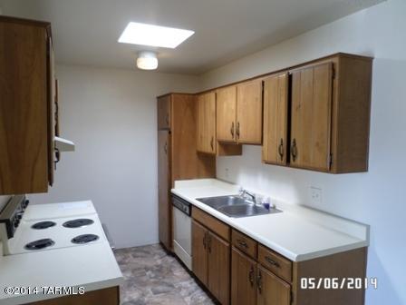 6615 East Golf Links Road, Unit 13 Tucson, AZ 85730 - Photo 7 of 16