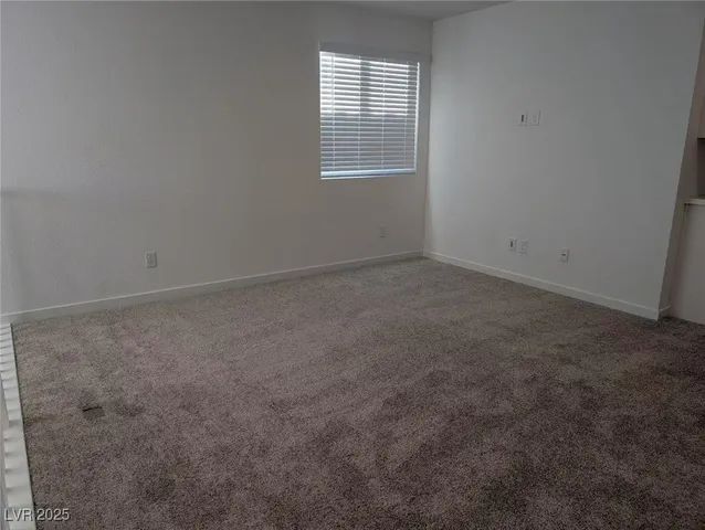 $2,200 | 246 Kobuk Avenue, Henderson, NV 89011