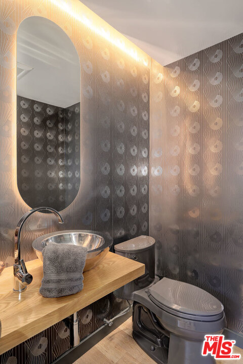 828 19th Street, Unit C Santa Monica, CA 90403 - Photo 15 of 29