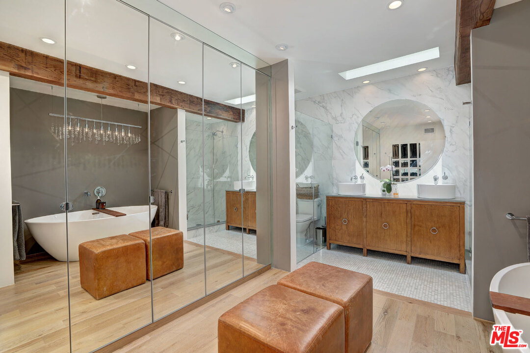 828 19th Street, Unit C Santa Monica, CA 90403 - Photo 20 of 29